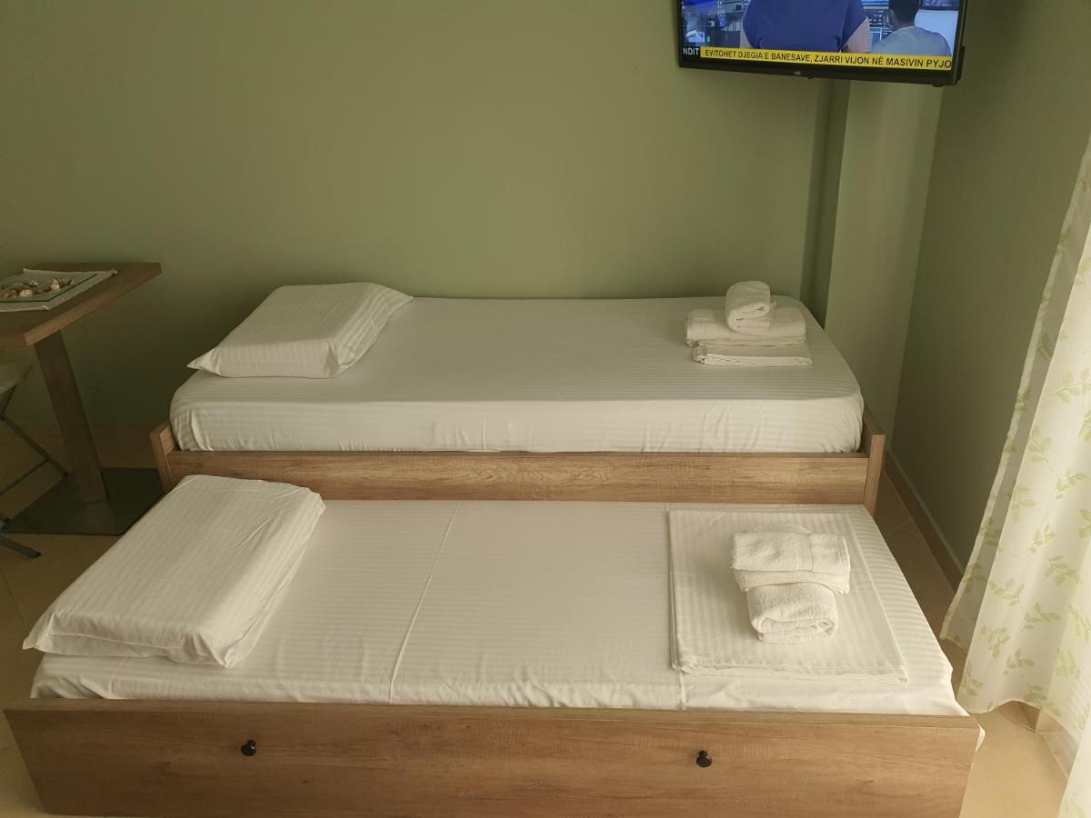 Darla Sea View Apartment Влёра Экстерьер фото