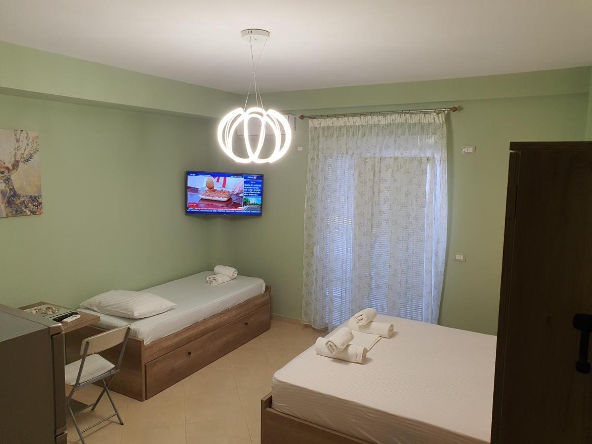 Darla Sea View Apartment Влёра Экстерьер фото
